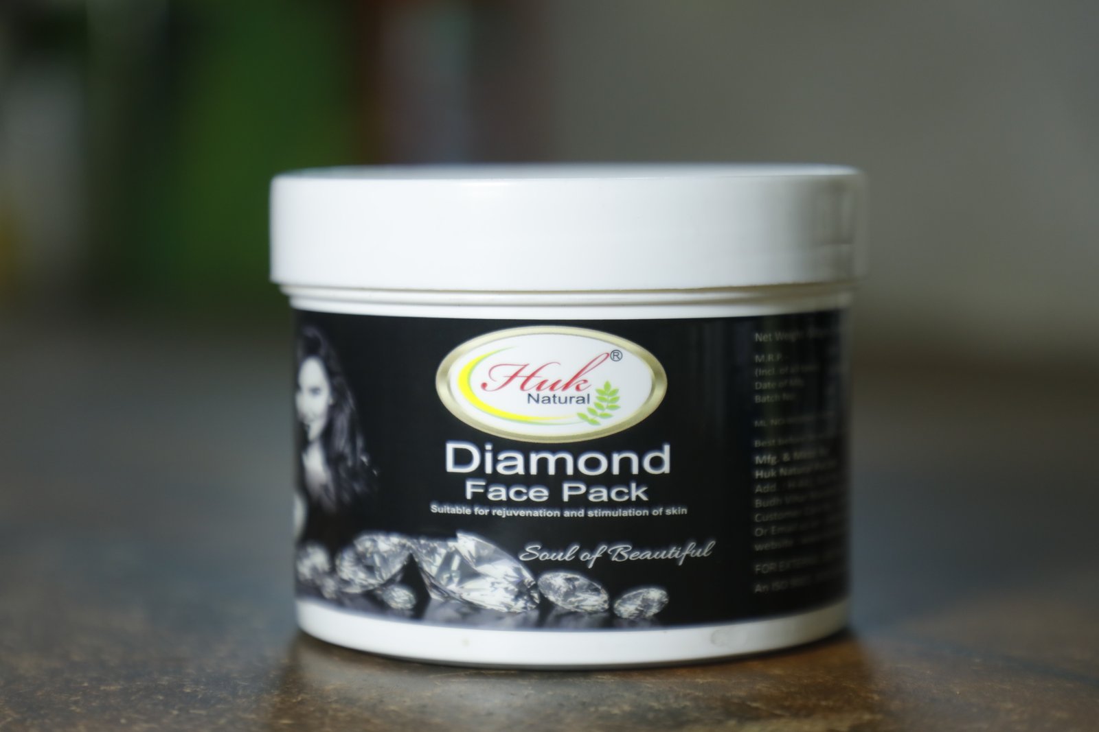 Huk Diamond Face Pack with Aloe Vera & Wheat Germ Oil Huk Diamond Face Pack with Aloe Vera & Wheat Germ Oil
