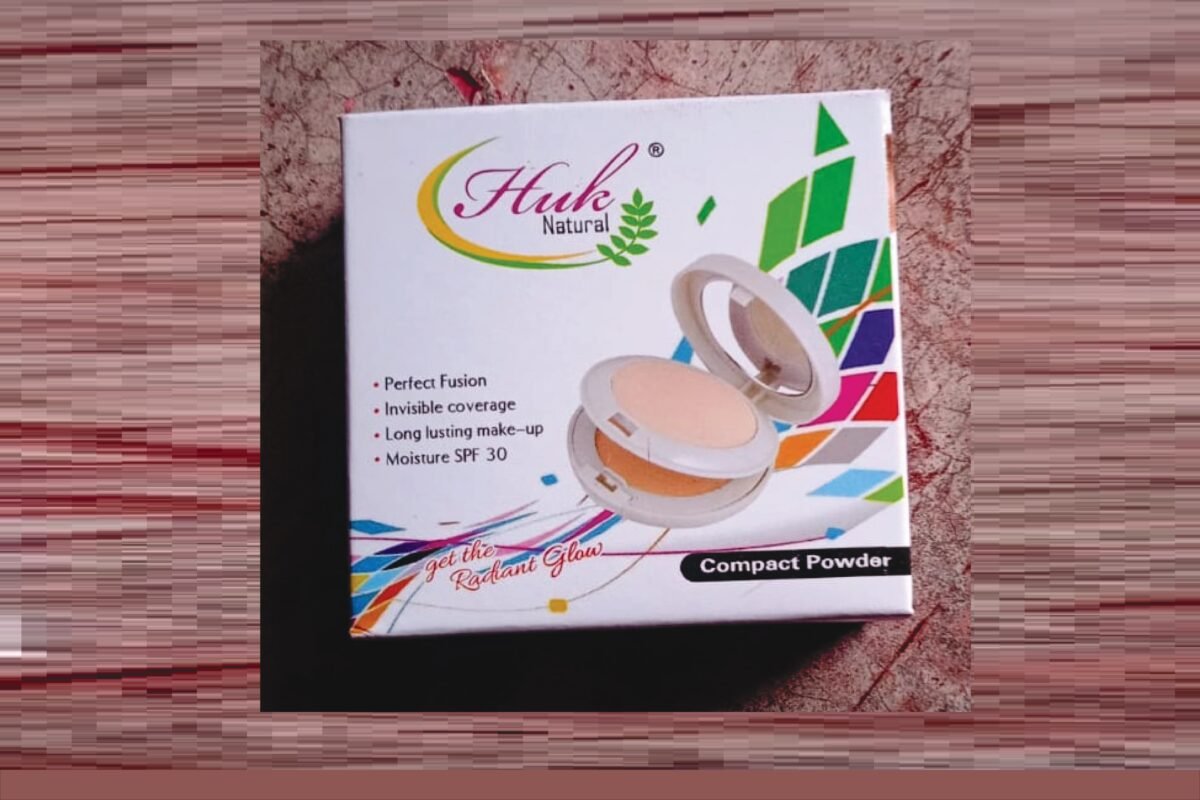 Huk Beauty Compact Powder: A Flawless Finish for Every Skin Type